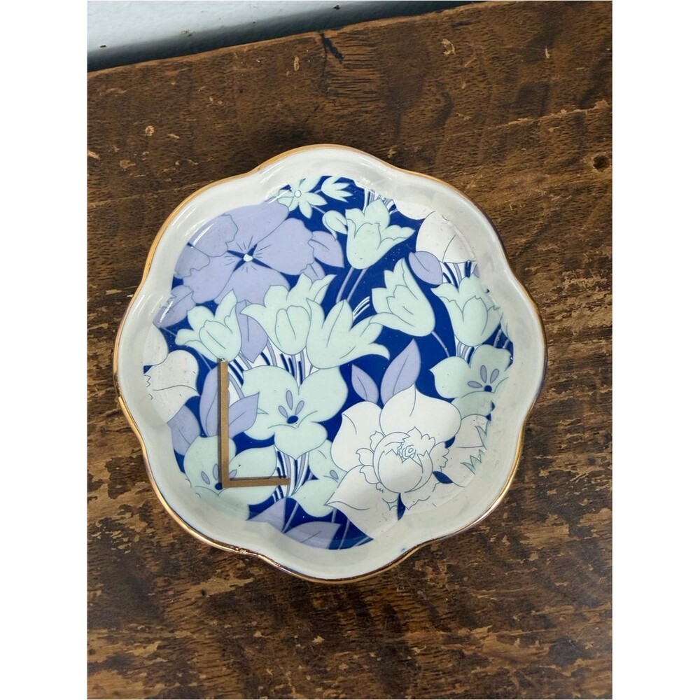 Anthropologie Lyla Monogrammed “L”trinket dish